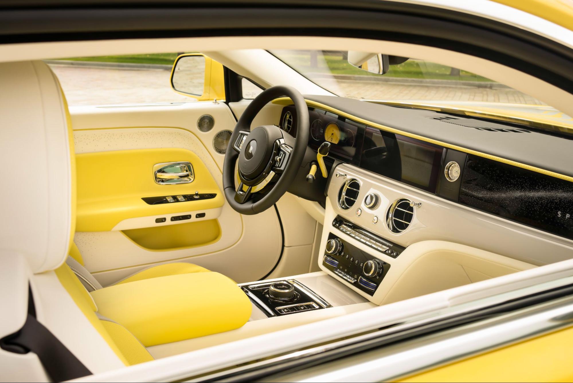 Dashboard of the Rolls Royce Spectre Semaphore 