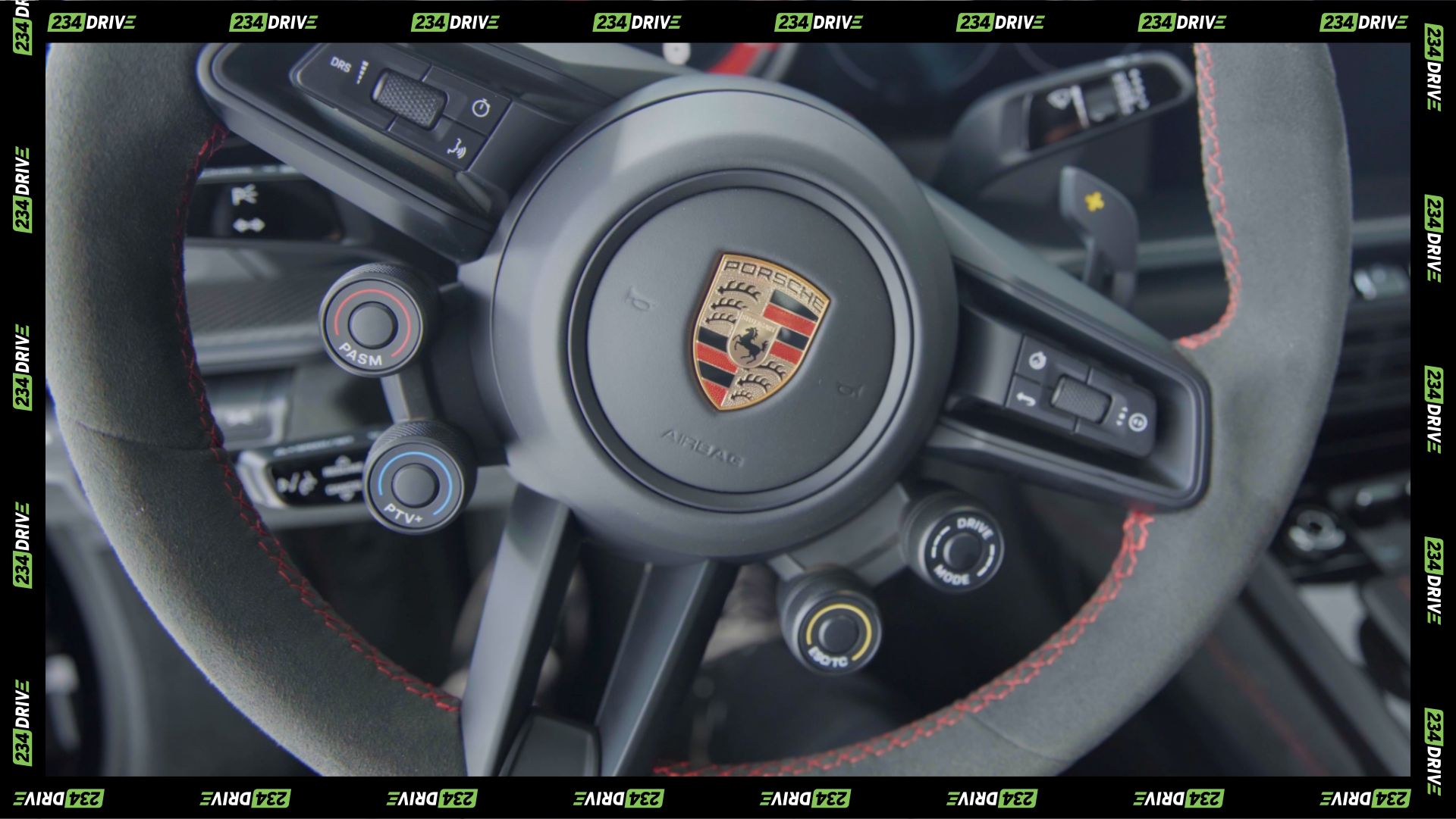 PORSCHE 992 GT3 RS