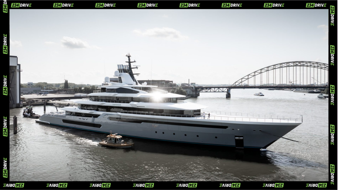 Gabe Newell's Leviathan rolling out of the dock