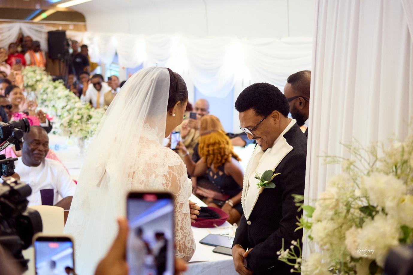 The #ogeifunanya ceremony in a decorated train coach. Source: Rocky Emmy Photography

