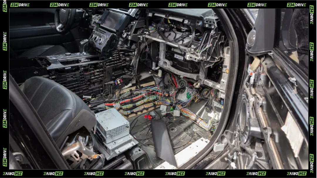 Inner Electric Working of the Range Rover