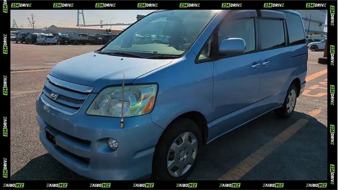 Used 2005 Toyota Noah. Source: Japanese Vehicle