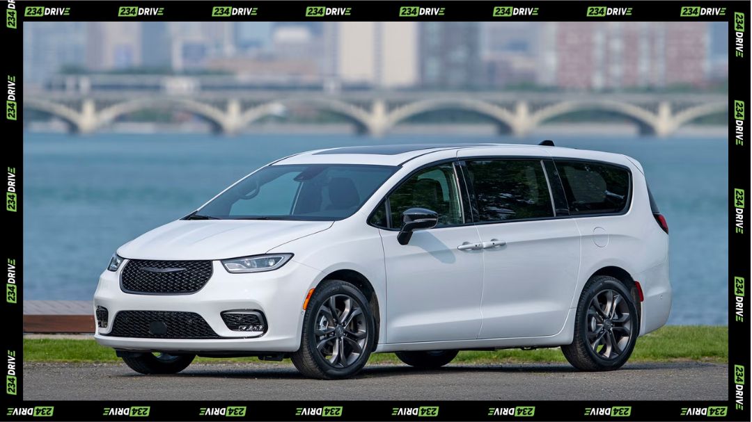 Chrysler Pacifica. Source: Motor Trend