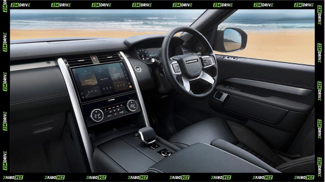 Range Rover Discovery Interior. Source: Land Rover Kenya