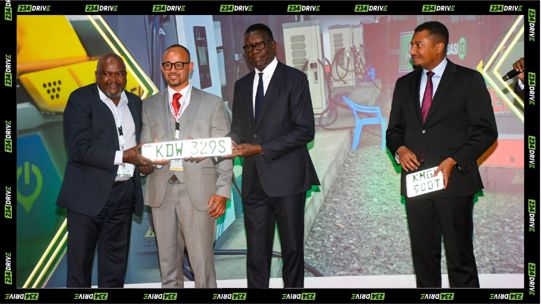 Officials unveil Kenya’s green reflective number plates, formally identifying fully electric vehicles and signalling their entry into national transportation regulation.